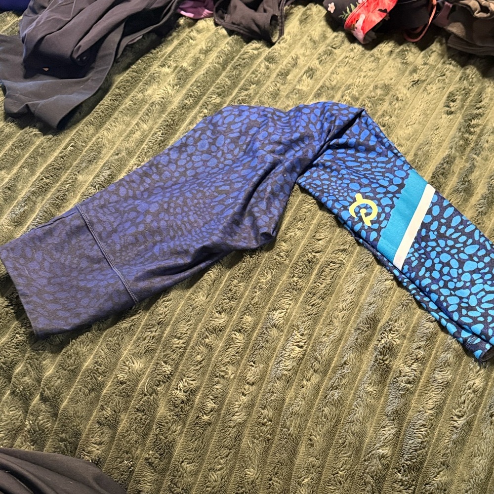 Peloton Blue & Teal Leopard Print Leggings
